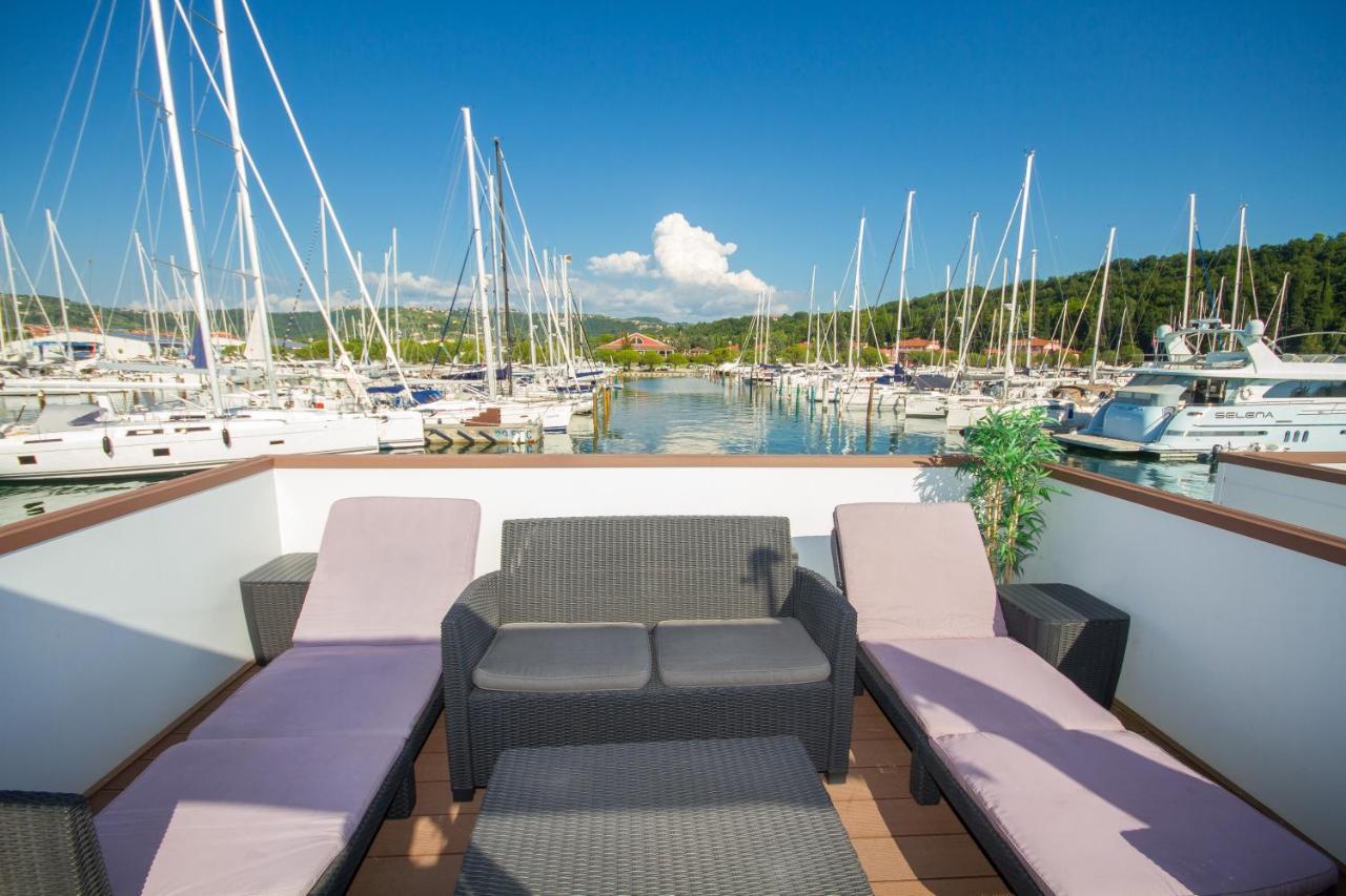 Appartamento Bamboo Floating House Portorose Esterno foto