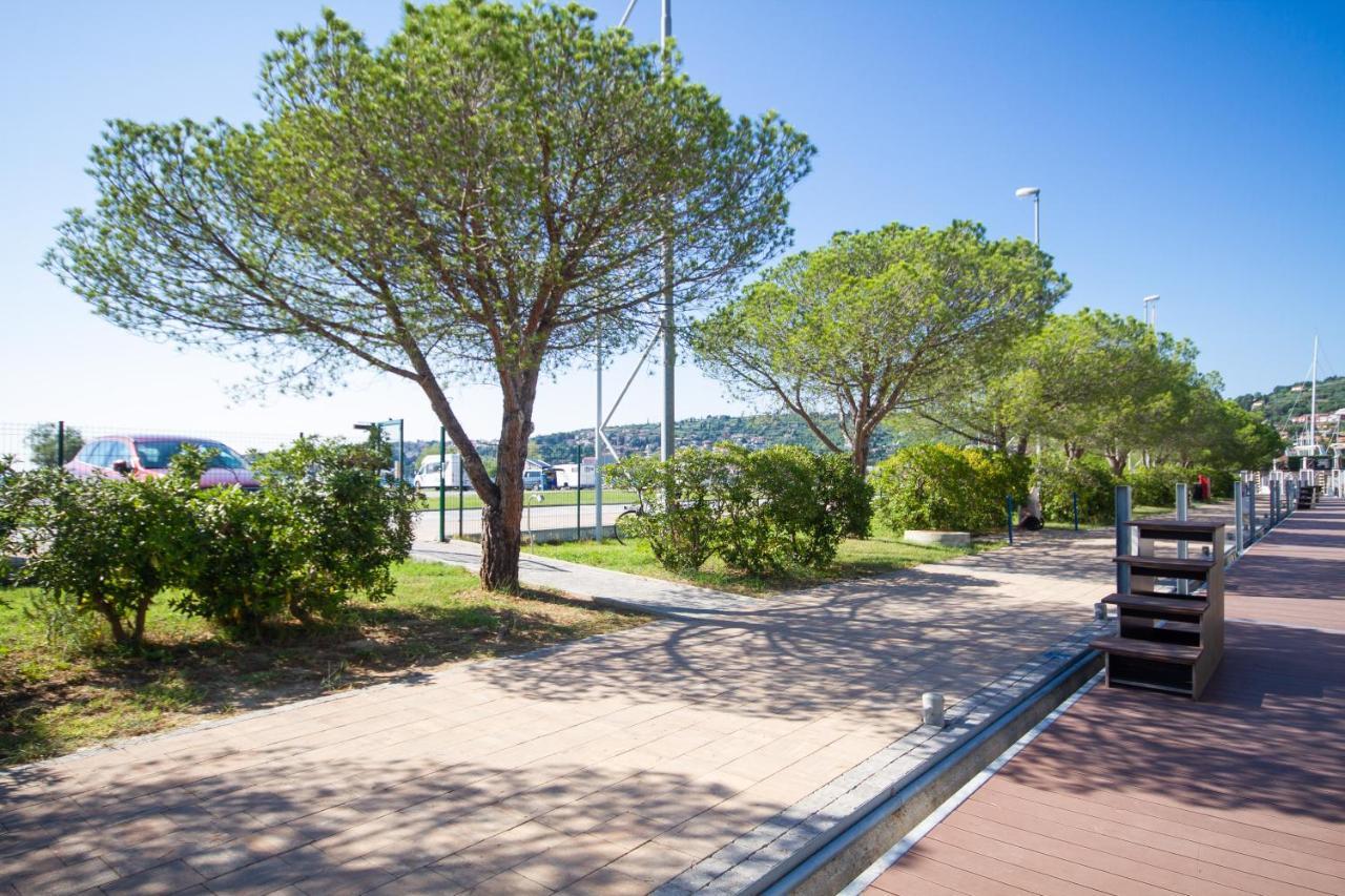 Appartamento Bamboo Floating House Portorose Esterno foto