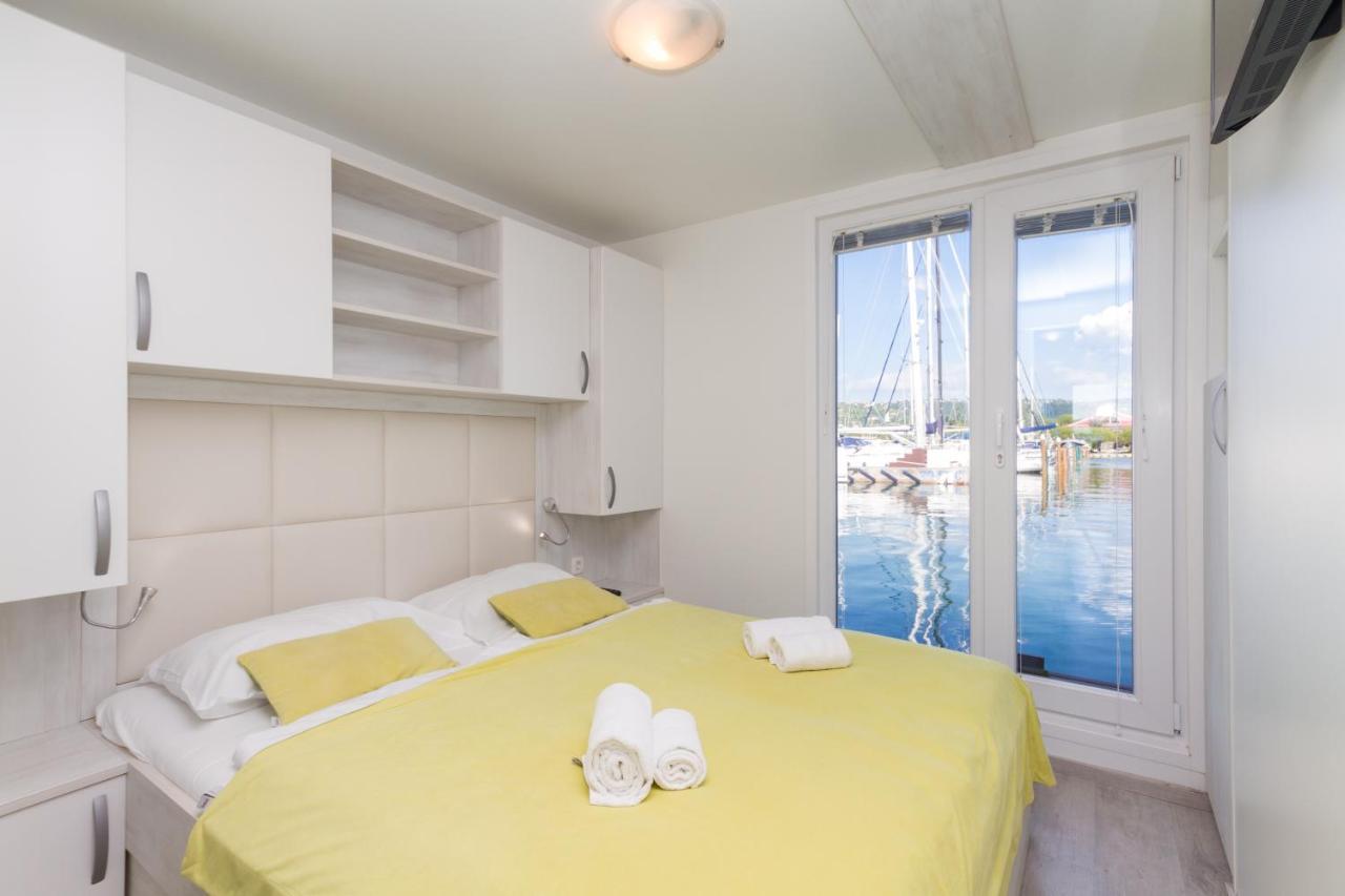 Appartamento Bamboo Floating House Portorose Esterno foto