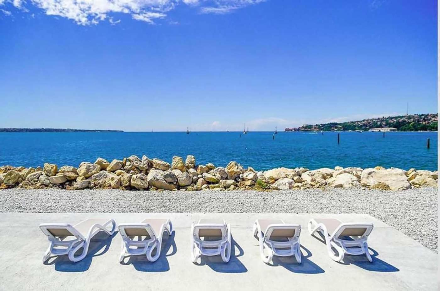 Appartamento Bamboo Floating House Portorose Esterno foto